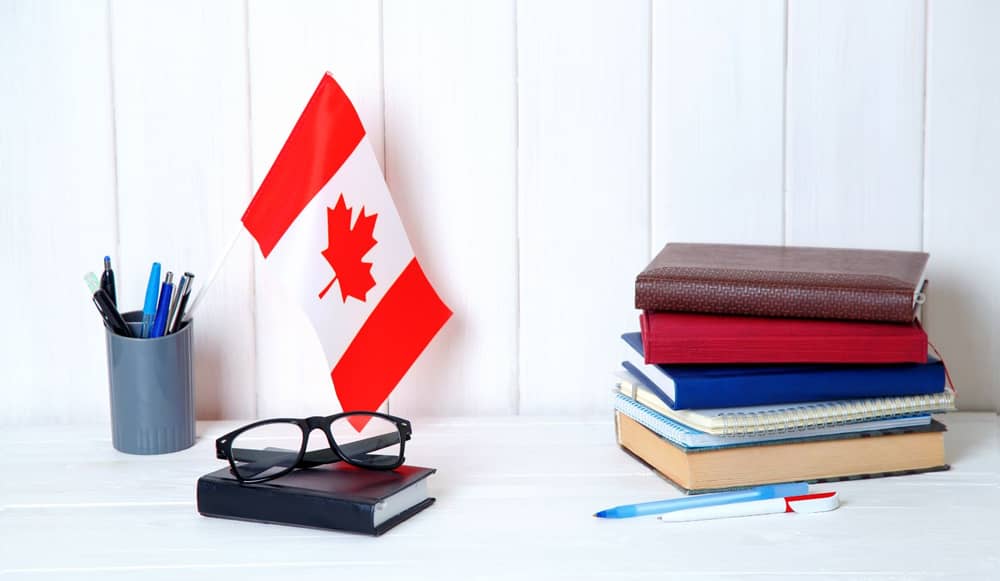 مدارک لازم برای درخواست ویزای تحصیلی کانادا